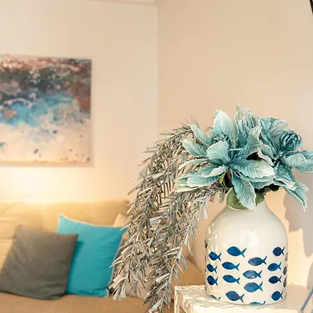 Blue & White Velvet 20m From The Appartamento