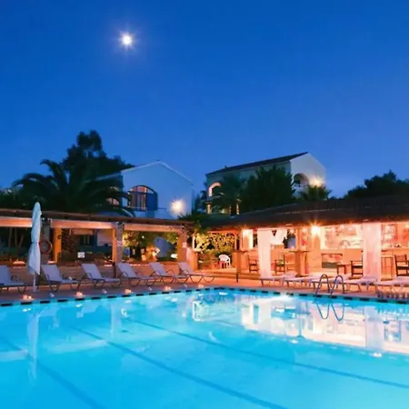 Blue & White Velvet 20m From The דירה Danilia