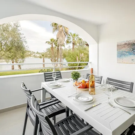 Blue & White Velvet 20m From The *