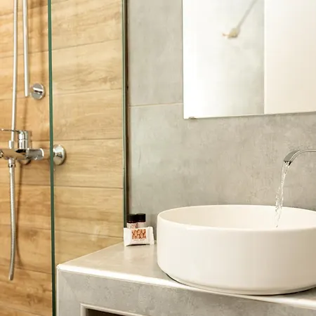 Апартаменты Blue & White Velvet 20m From The *