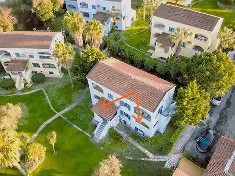 Apartament Blue & White Velvet 20m From The Danilia